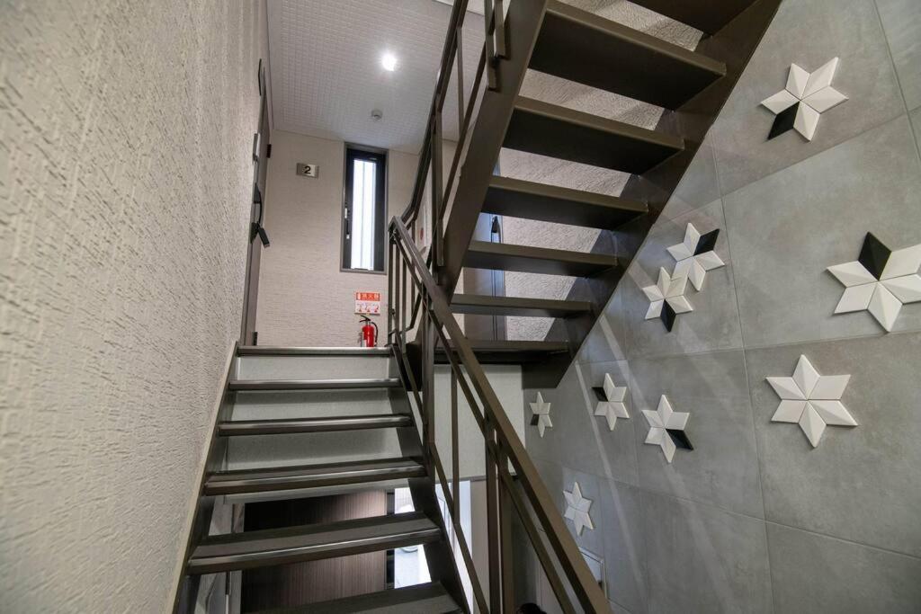 Appartement 浅草禅心居202室 浅草駅徒歩15分 2024年4月ニューオープン 43平米丸貸し切り ダブルベット2台と畳敷き布団2組 家庭式用品設備完備